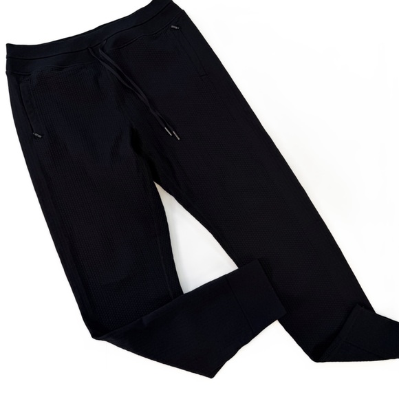 Lululemon Engineered Warmth Jogger Pants Womens 10 Black - Picture 5 of 11